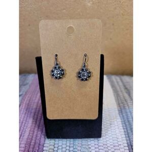 (3 for $15)~JoMa~ Silvertone Australian Crystal Flower Dangle Earrings- NWT